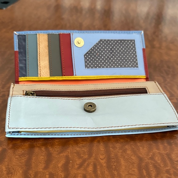 Colorful Multi-Compartment Wallet - Picture 2 of 3
